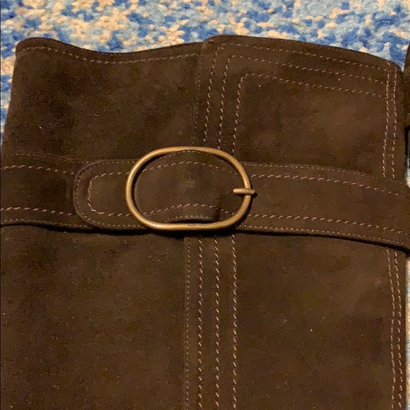 BROWN SUEDE COLE HAAN BOOTS - Picture 2 of 3